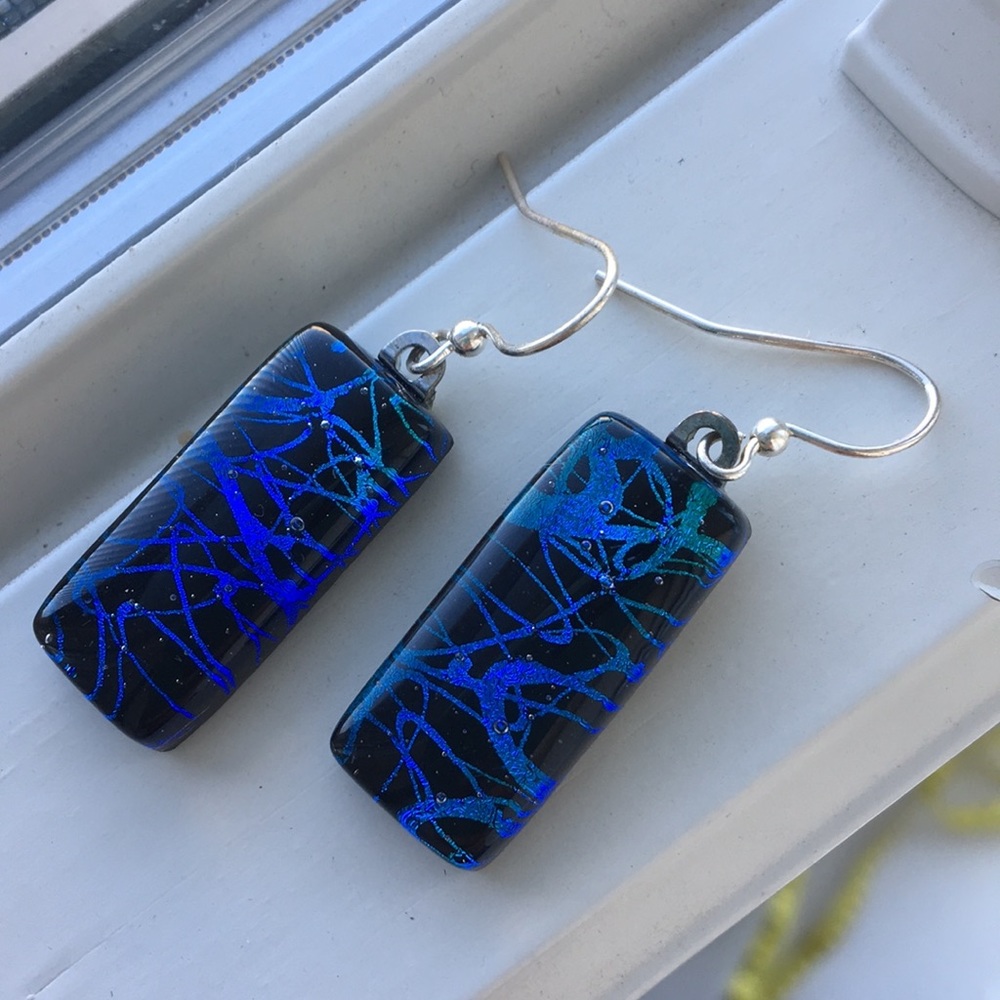 Black and Blue Swirl Resin Earrings - Picture 6 of 8